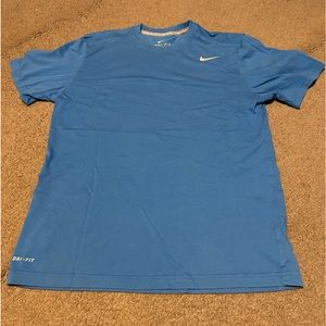 Nike tshirt